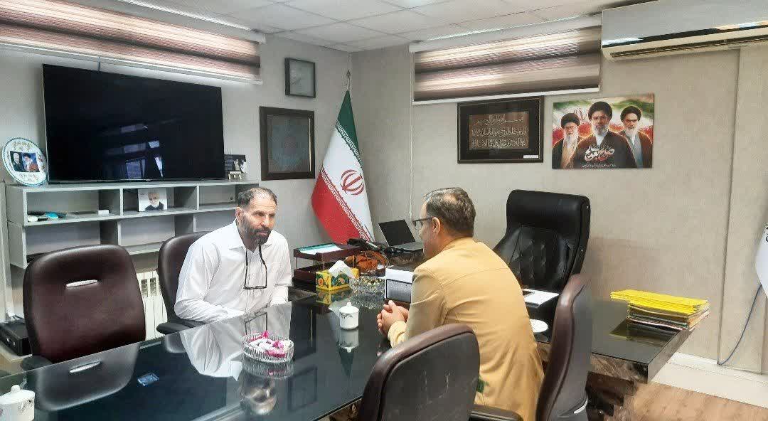 مدیرکل ورزش گیلان مهمان رودبار؛ میزبانان: جوانان بدون سالن، ورزشکاران بدون امکانات / چمن مصنوعی در منجیل چه توجیهی دارد؟